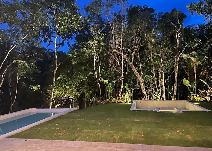 Casa de férias Yaax Jungle Oasis Beachclub Access Included